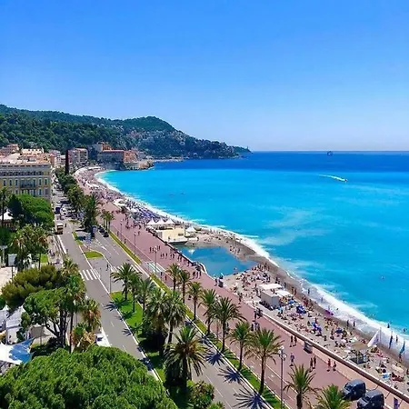 Апартаменты Chic & Cosy, Hyper Centre, Proximite Plage, Centre